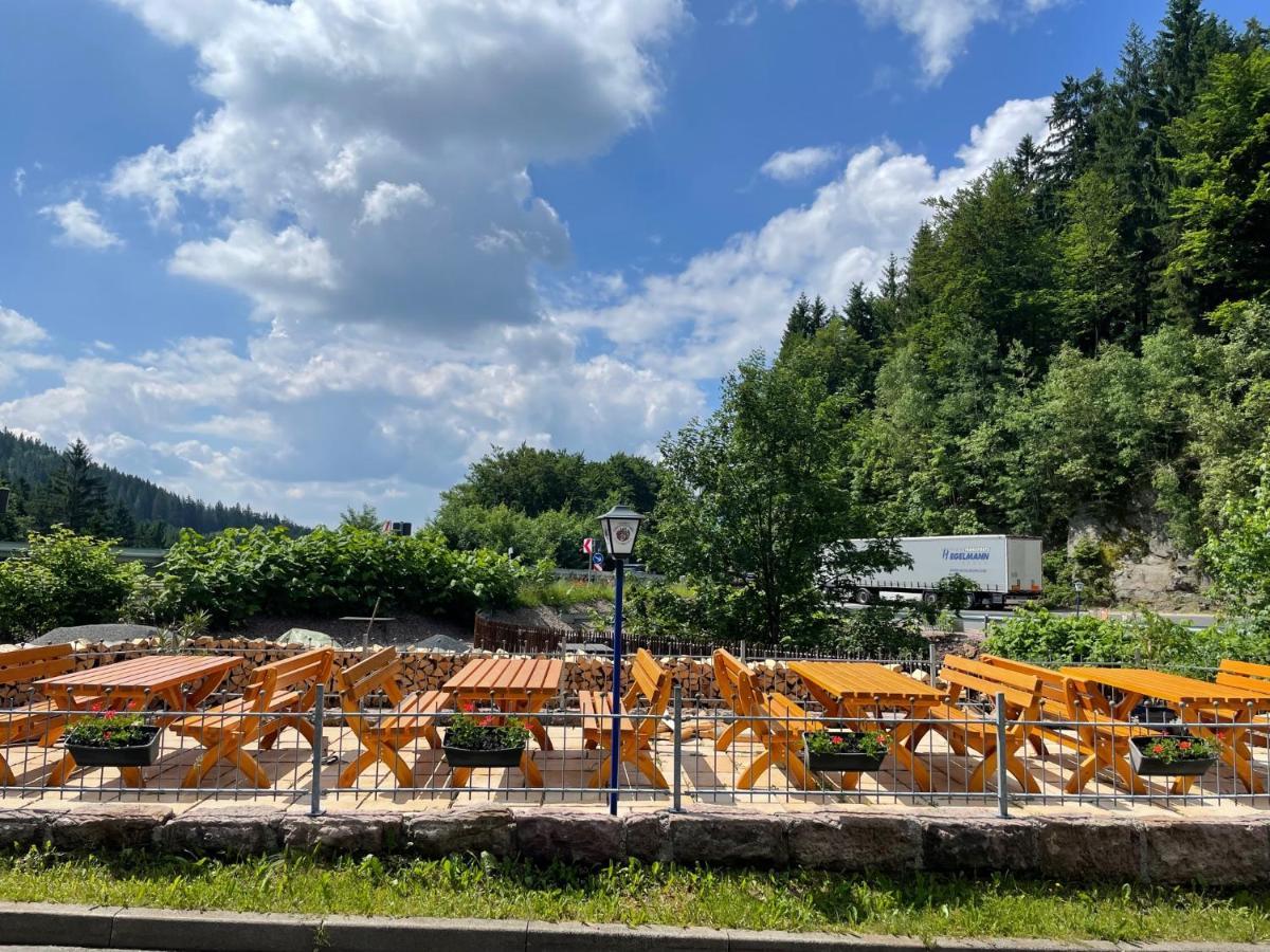 Hotel & Gasthaus Sterngrund ツェラ・メーリス エクステリア 写真
